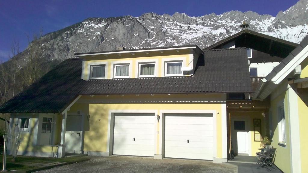 Sankt Martin am Grimming Apartment | Ferienwohnung Stockenhuber