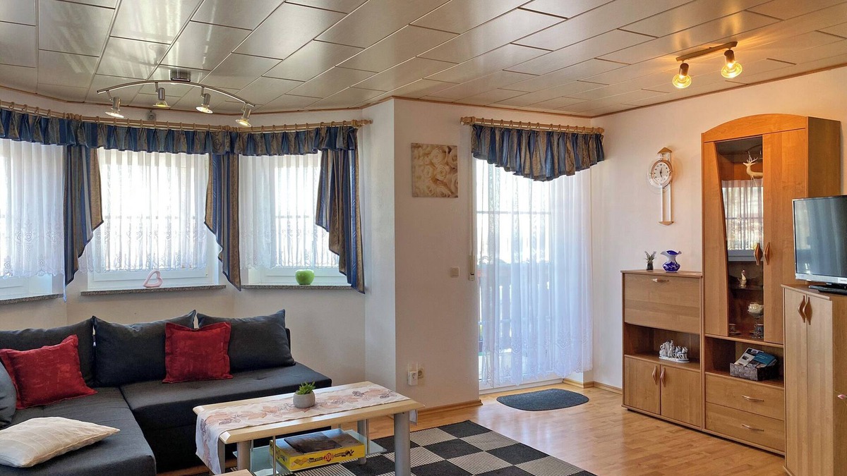 Bad Steben Apartment | Ferienwohnung mit Geräumigem Balkon