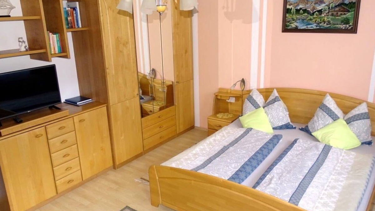Lackenhof Apartment | Ferienwohnung mit Balkon für bis zu 4 Personen