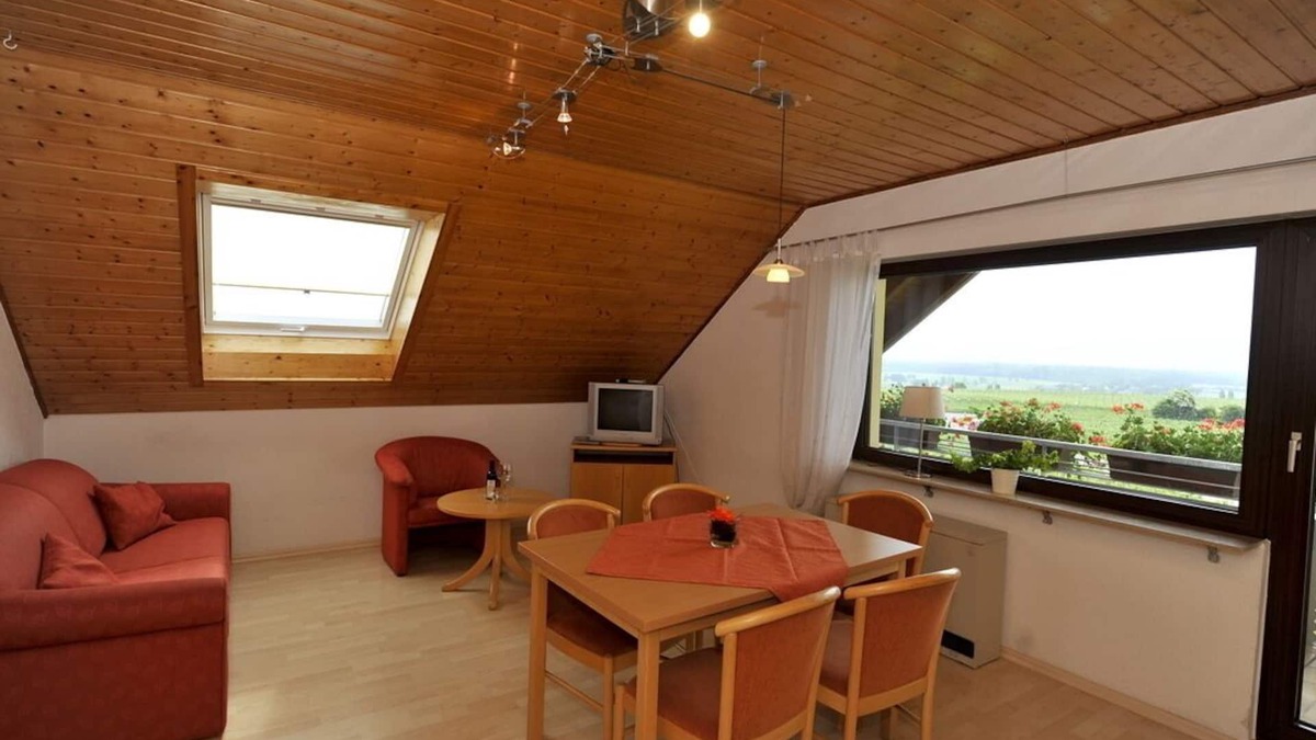 Opfingen House | Ferienwohnung 10, 80qm, 2 Schlafzimmer, 2-4 Personen