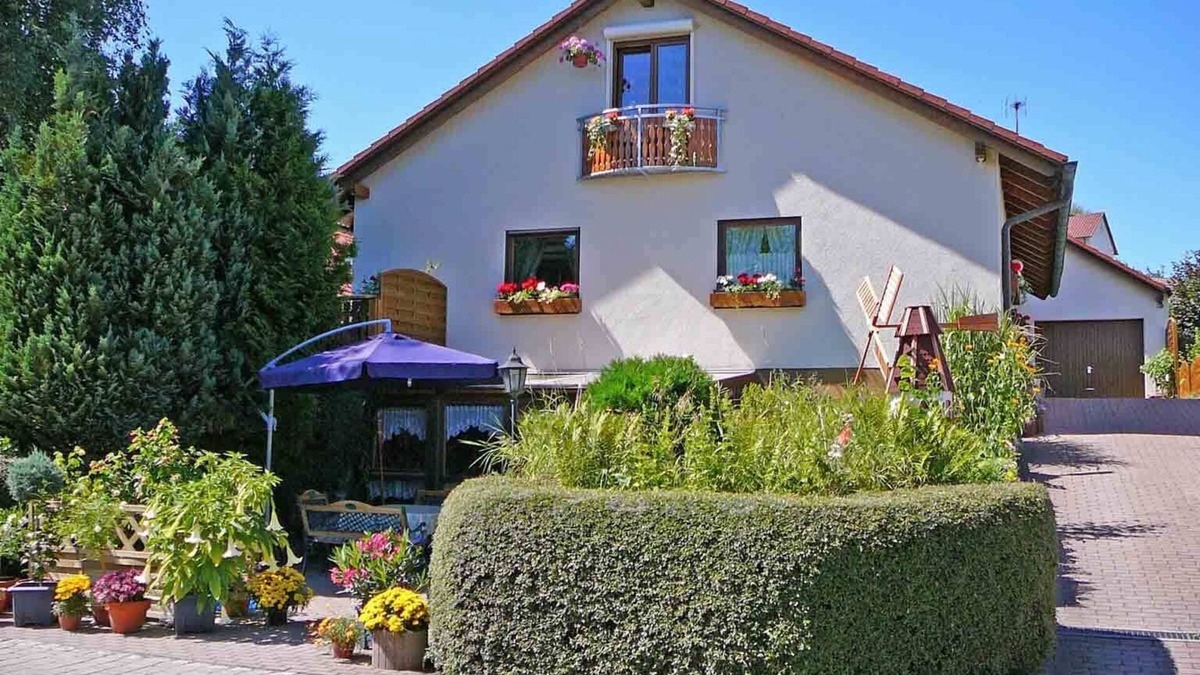 Ostrach Apartment | Ferienwohnung 100qm, 3 Schlafzimmer, max. 7 Personen
