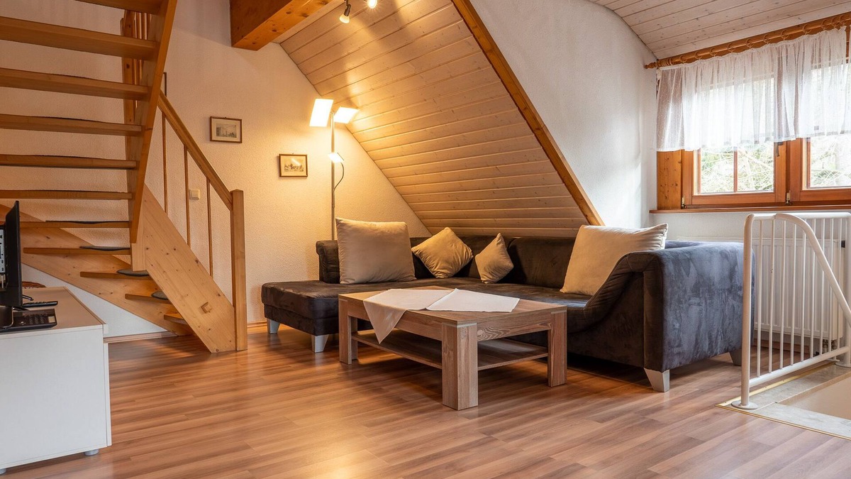 Staufen im Breisgau House | Ferienwohnung 60 qm, 2 Schlafzimmer, max. 4 Personen