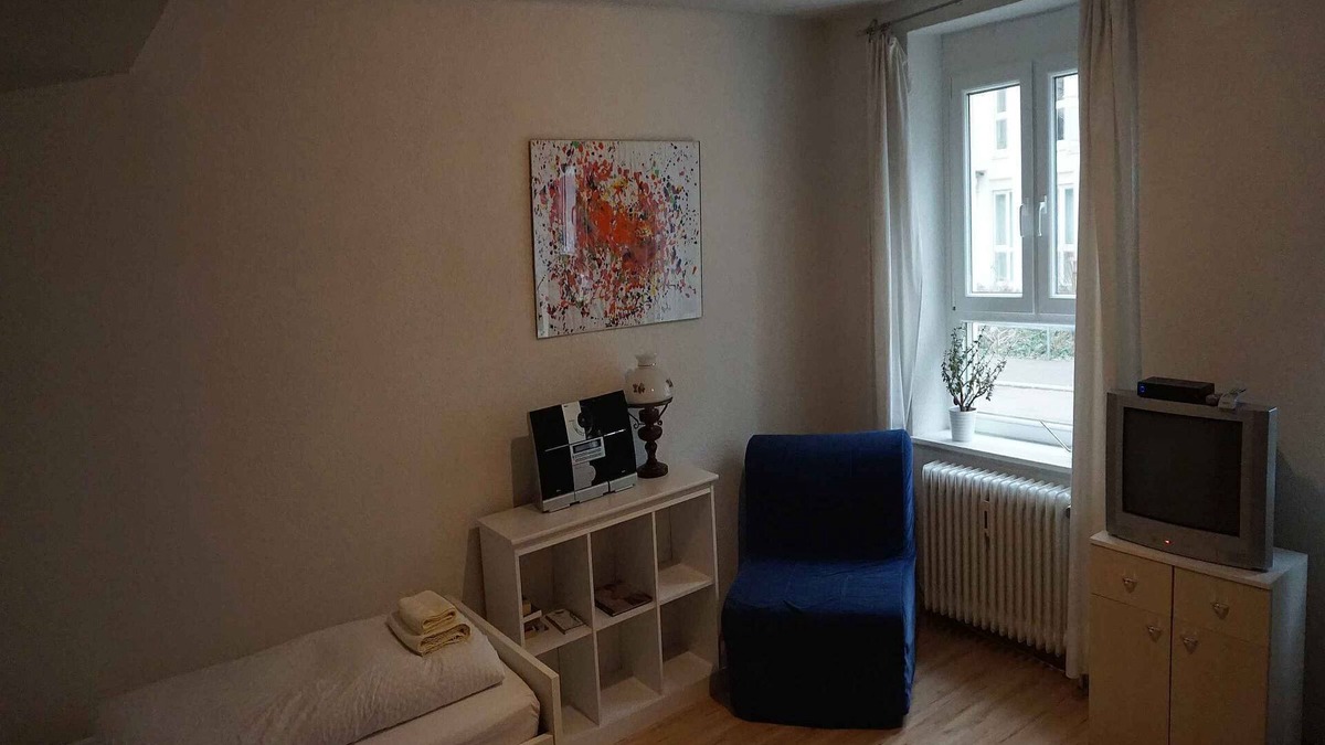 Unterwiehre-Nord Apartment | Ferienwohnung 60qm, 2 Schlafzimmer, 1 Wohn-/Schlafzimmer, max. 5 Personen