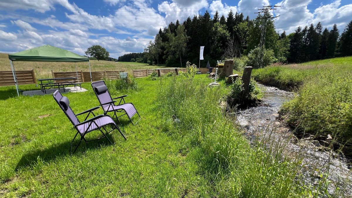 Wangen im Allgaeu Apartment | Ferienwohnung, 90 qm, 2 Schlafzimmer, Wohn-/schlafzimmer, Balkon, Max. 6 Personen