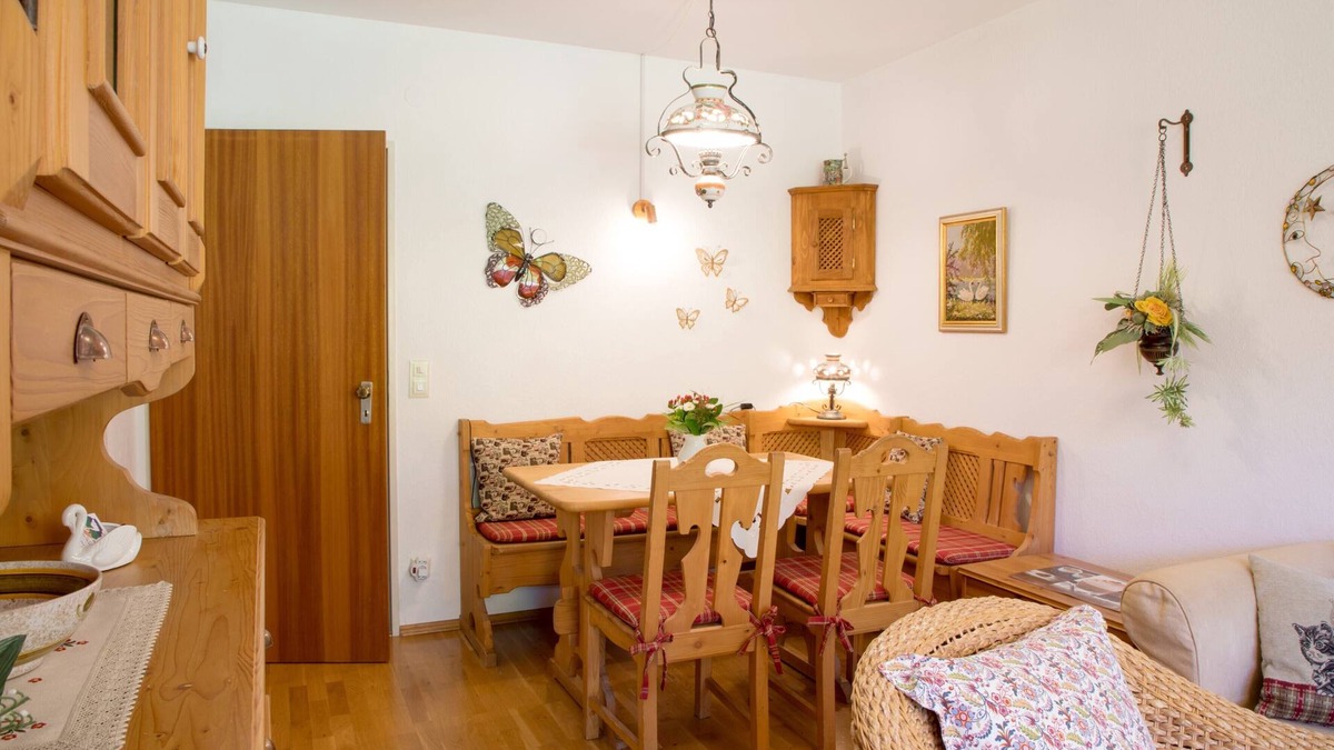 Bad Reichenhall Apartment | Ferienwohnung Alpenschwänchen