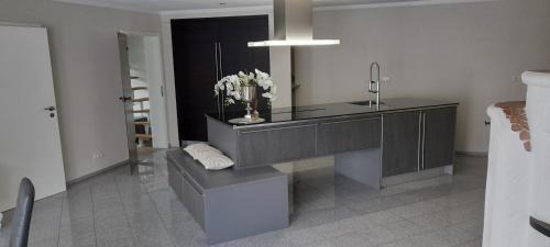 Elsoff Apartment | Ferienwohnung Alina