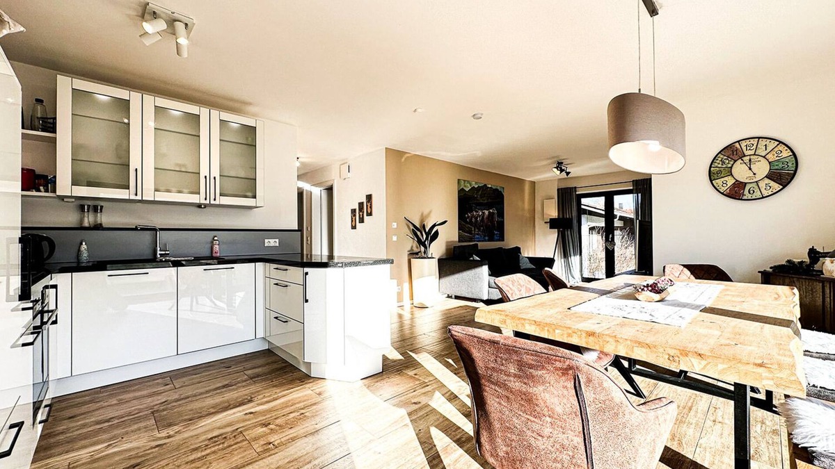 Wiedemannsdorf Apartment | Ferienwohnung Alpenglühen