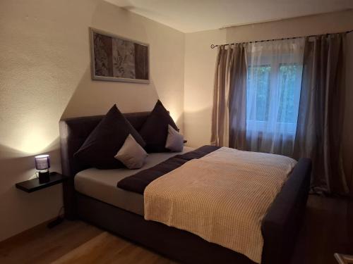 Altenkunstadt Apartment | Ferienwohnung am Bach