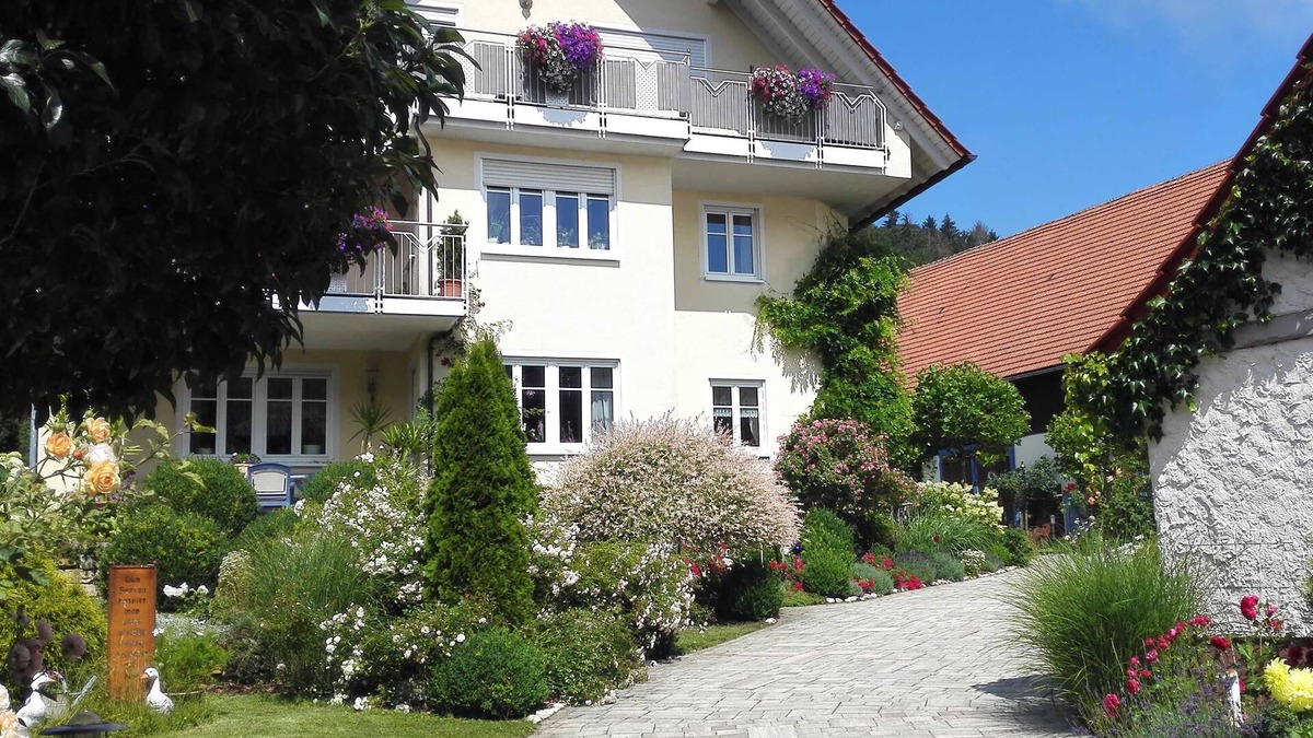 Ebermannstadt Apartment | Ferienwohnung am Rosengarten