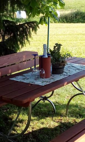 Andenhausen Apartment | Ferienwohnung am Hochrhöner