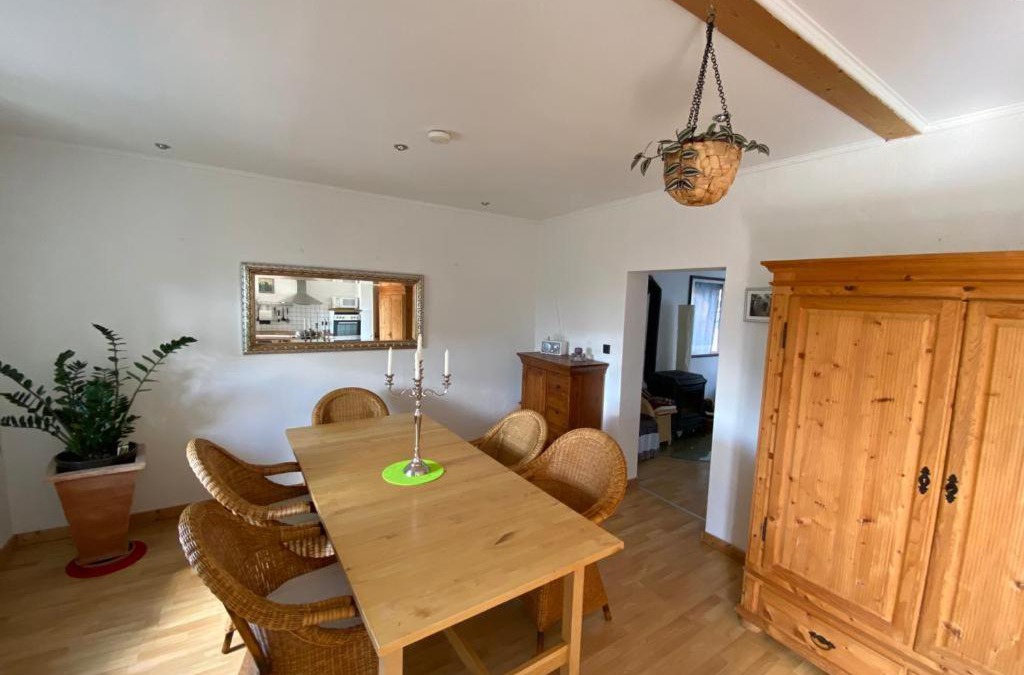 Mandelbachtal House | Ferienwohnung am Theo Carlen Platz