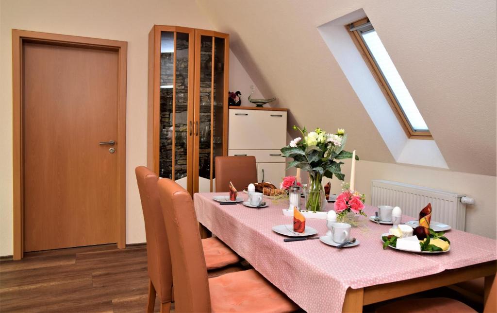 Hornbach Apartment | Ferienwohnung Anneliese am Stadttor