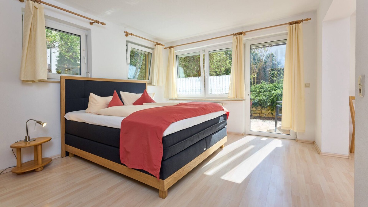 Bad Krozingen Apartment | Ferienwohnung/app. für 5 Gäste mit 60m² in Bad Krozingen