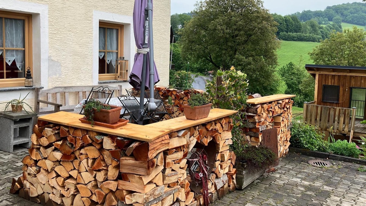 Grafenau Apartment | Ferienwohnung auf dem Bauernhof - zwei Schlafzimmer - Kinderland Bayerischer Wald