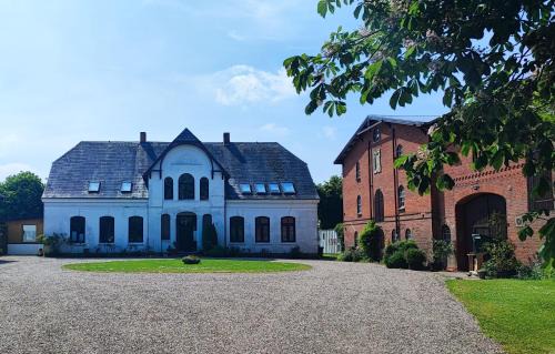 Niesgrau House | Ferienwohnung auf dem Lande