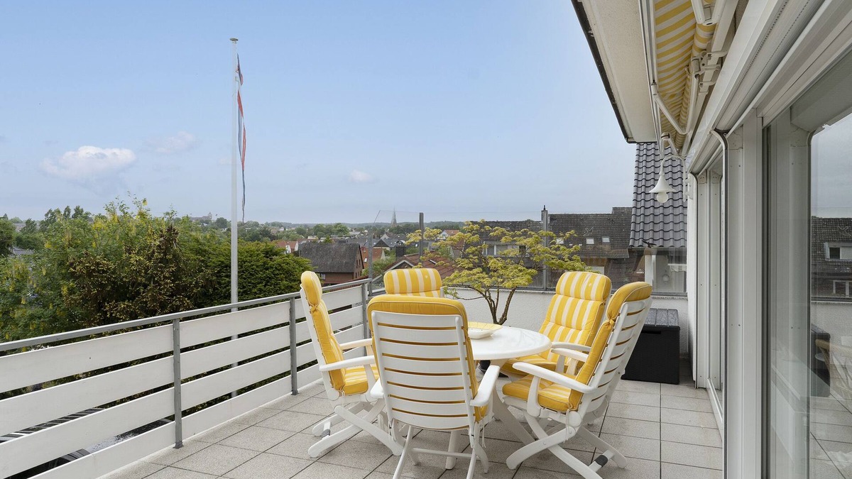 Eutin Apartment | Ferienwohnung Aussichtsreich mit Großer Terrasse in Eutin