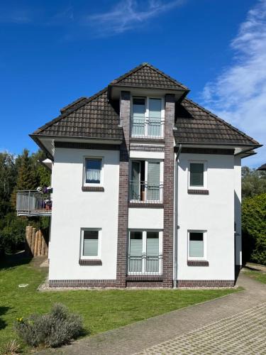 Ribnitz-Damgarten Apartment | Ferienwohnung Bernsteinfinder städtische Bestlage
