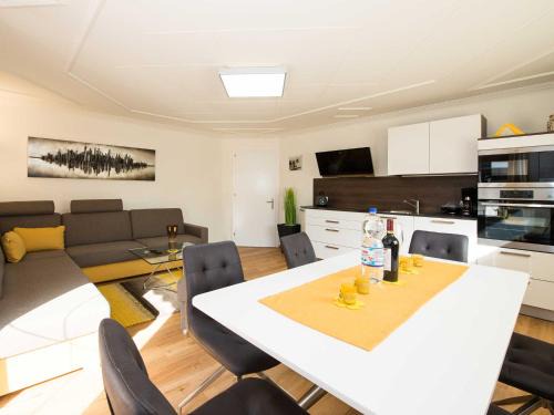 Vandans Apartment | Ferienwohnung - Bergblick - Vandans
