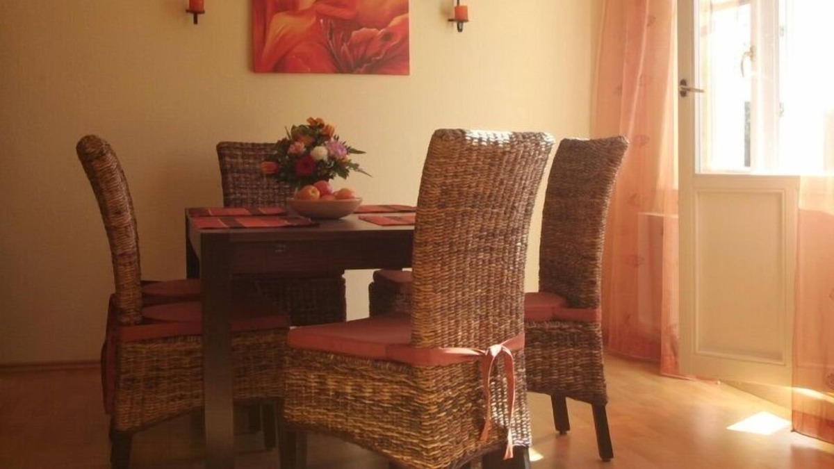 Chorin Apartment | Ferienwohnung Bienenkorb, 104qm, 3 Schlafzimmer für Max. 6 Personen