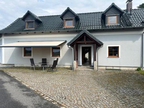 Oberdorla Apartment | Ferienwohnung Christa