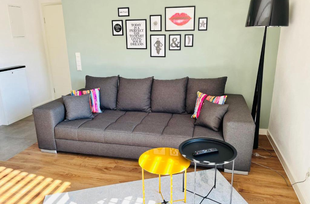 Halberg Apartment | Ferienwohnung EnsheimLiebe