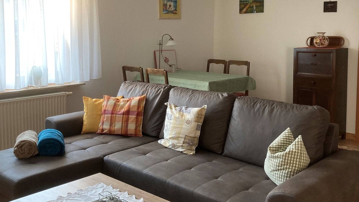 Glems Apartment | Ferienwohnung Erdgeschoß mit Terrasse, 54qm, Max. 2 Personen