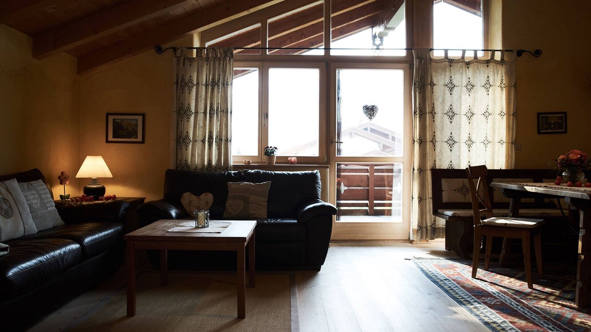 Stanggaß Apartment | Ferienwohnung für 2-4 Personen, ca. 80 m², 2 Schlafzimmer, Wohnzimmer mit integrierter Küche, Freisitz
