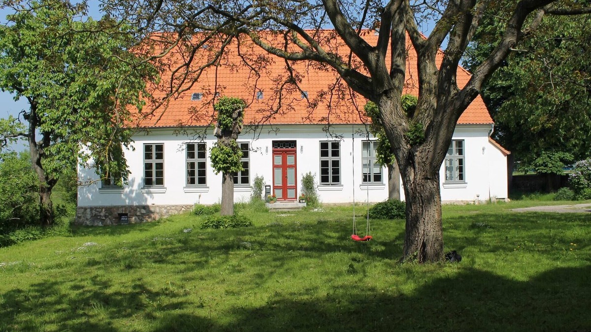 Steffenshagen Apartment | Ferienwohnung für fünf Pers. in Steffenshagen mit Garten