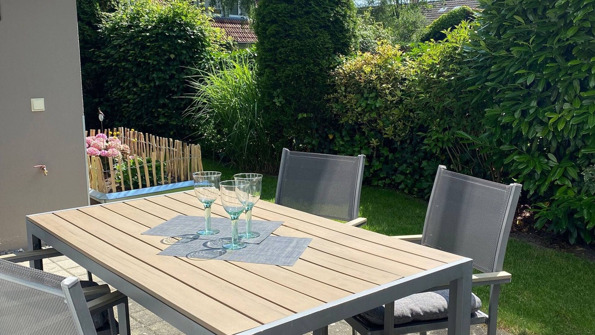 Markdorf Apartment | Ferienwohnung Fünfländerblick - 2-raum-ferienwohnung Dusche/wc, 55 qm, EG