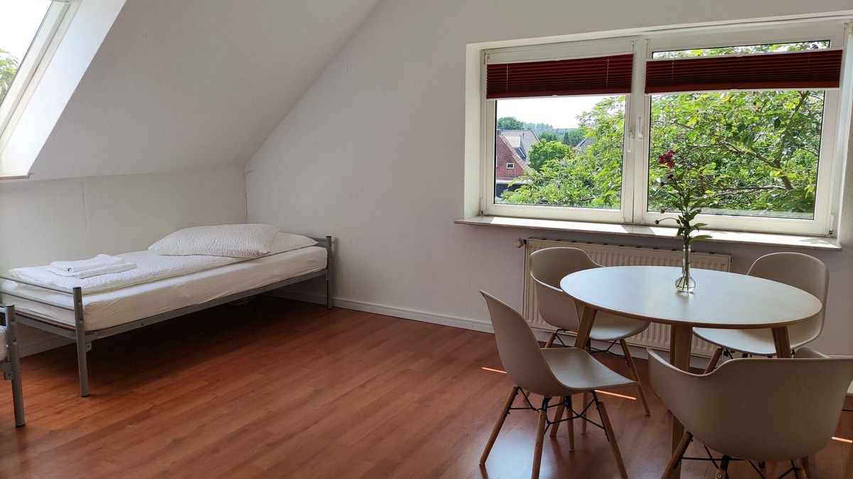 Russee - Hammer Apartment | Ferienwohnung Family Basic in Kiel