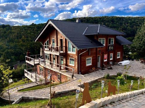 Grunebach Apartment | Ferienwohnung Grünebach