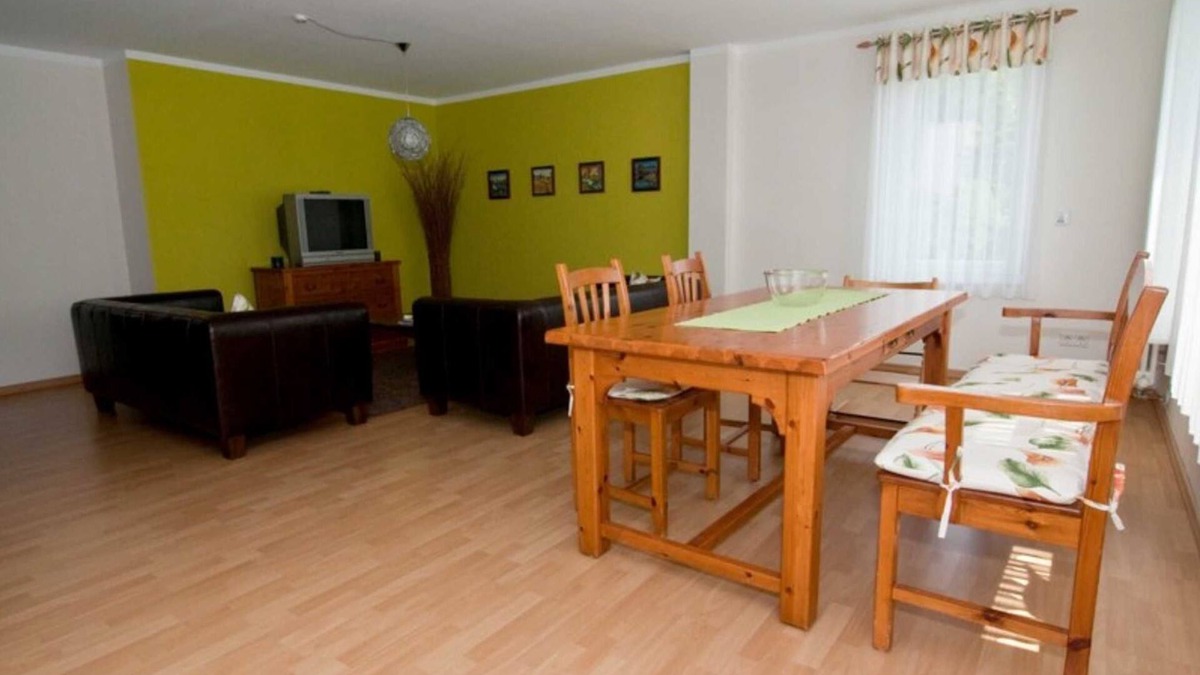 Hemsbach Apartment | Ferienwohnung Guddat