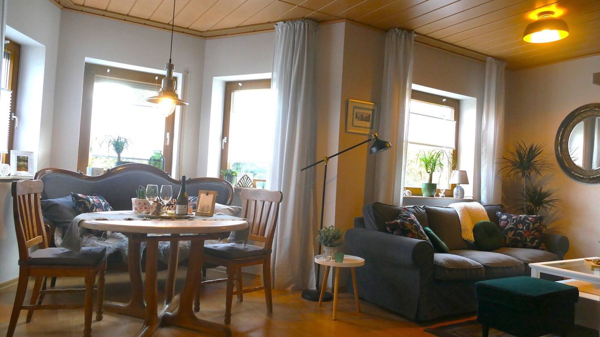 Eitorf Apartment | Ferienwohnung Hüppelröttchen, Gönne dir Eine Auszeit. Hundefreundlich!