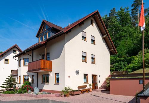 Laudenbach Apartment | Ferienwohnung Hauk