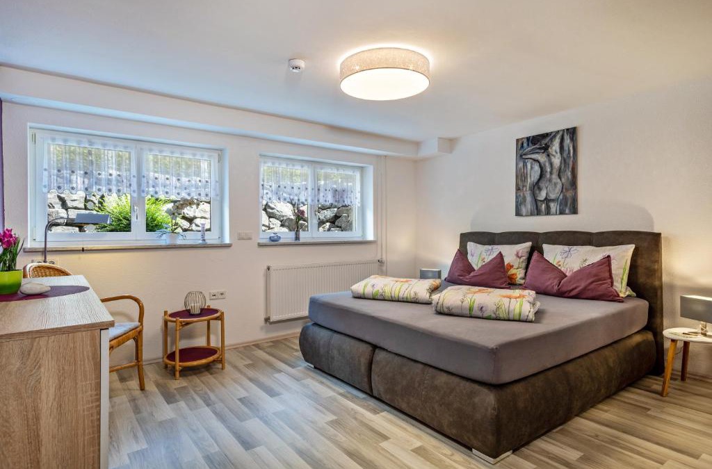 Eriskirch Apartment | Ferienwohnung Helms