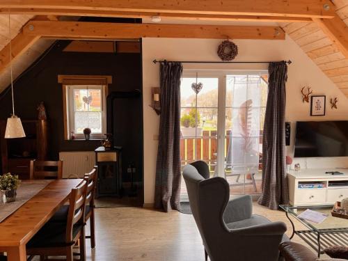 Tanne Apartment | Ferienwohnung Hexenstube 1