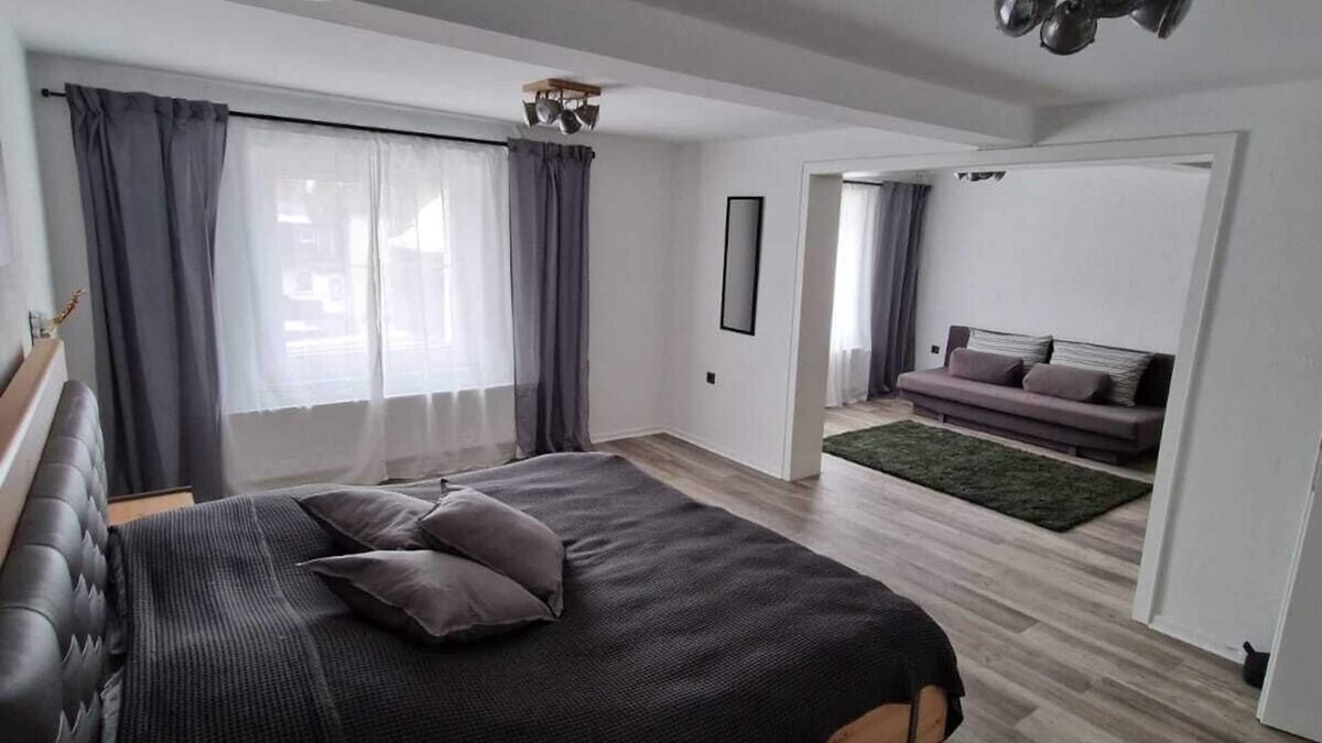 Hallenberg Apartment | Ferienwohnung Hof Wehlenbach