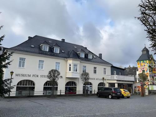 Wurzbach House | Ferienwohnung im ehem Rittergut