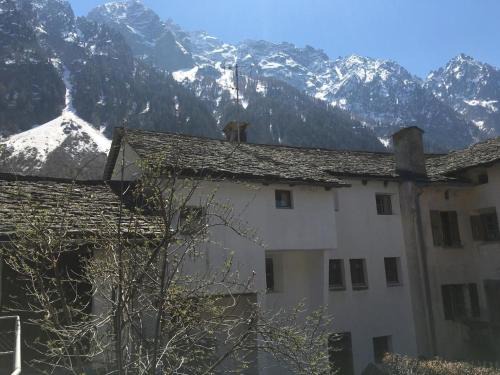 Vicosoprano Apartment | Ferienwohnung In Vicosoprano