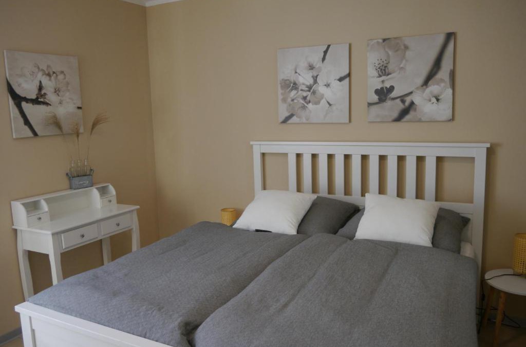 Uettingen Apartment | Ferienwohnung Kirchberg Uettingen