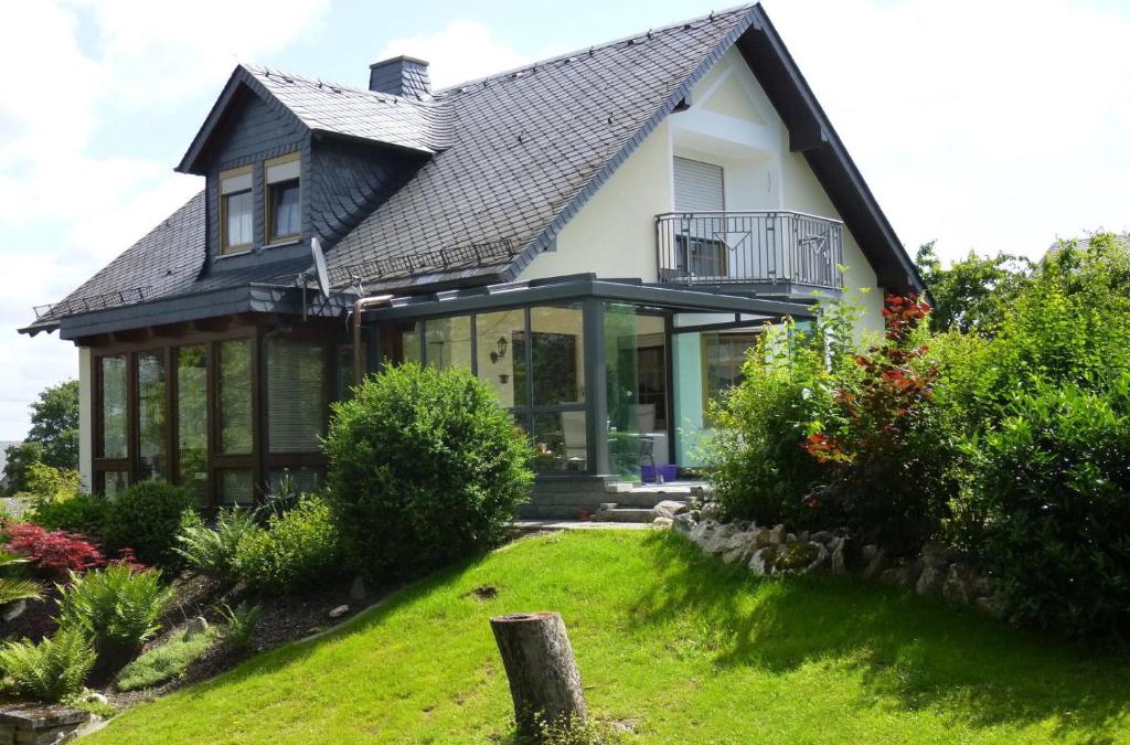 Heyweiler Apartment | Ferienwohnung Kirchblick