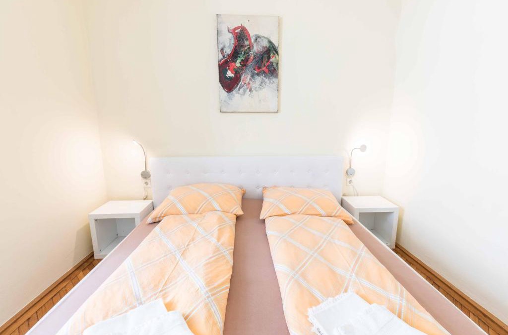 Sankt Polten Apartment | Ferienwohnung Klangturm im Zentrum