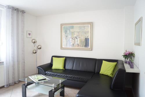 Obermaubach Apartment | Ferienwohnung Kunkel