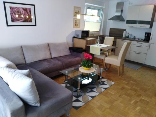 Hildesheim District Apartment | Ferienwohnung Leinetal