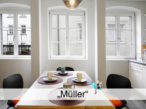 Insel Apartment | Ferienwohnung Müller - Neu und hochwertig sanierter Altbau, Wohnküche, Lindau-Insel mit 1a Lage