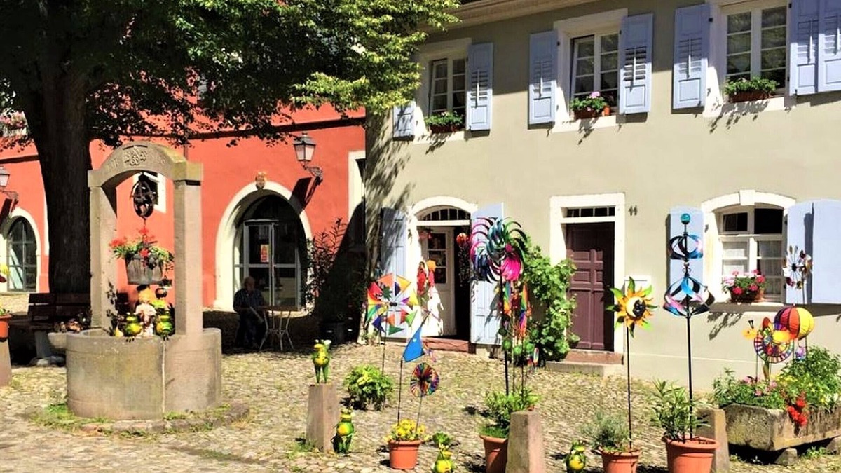 Burkheim Apartment | Ferienwohnung mit 55 qm, 1 Schlafzimmer für max. 2 Personen