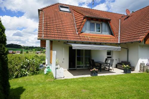 Igelsloch Apartment | Ferienwohnung mit gemütlicher Terrasse im Nordschwarzwald