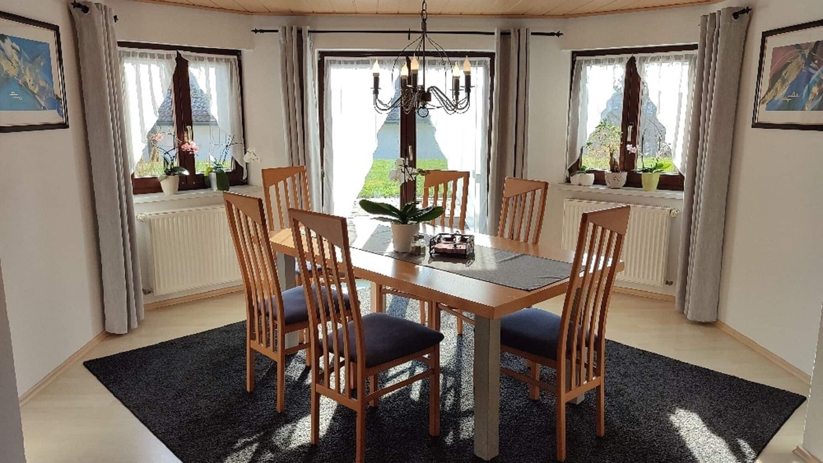 Hohenthann Apartment | Ferienwohnung mit Terrasse