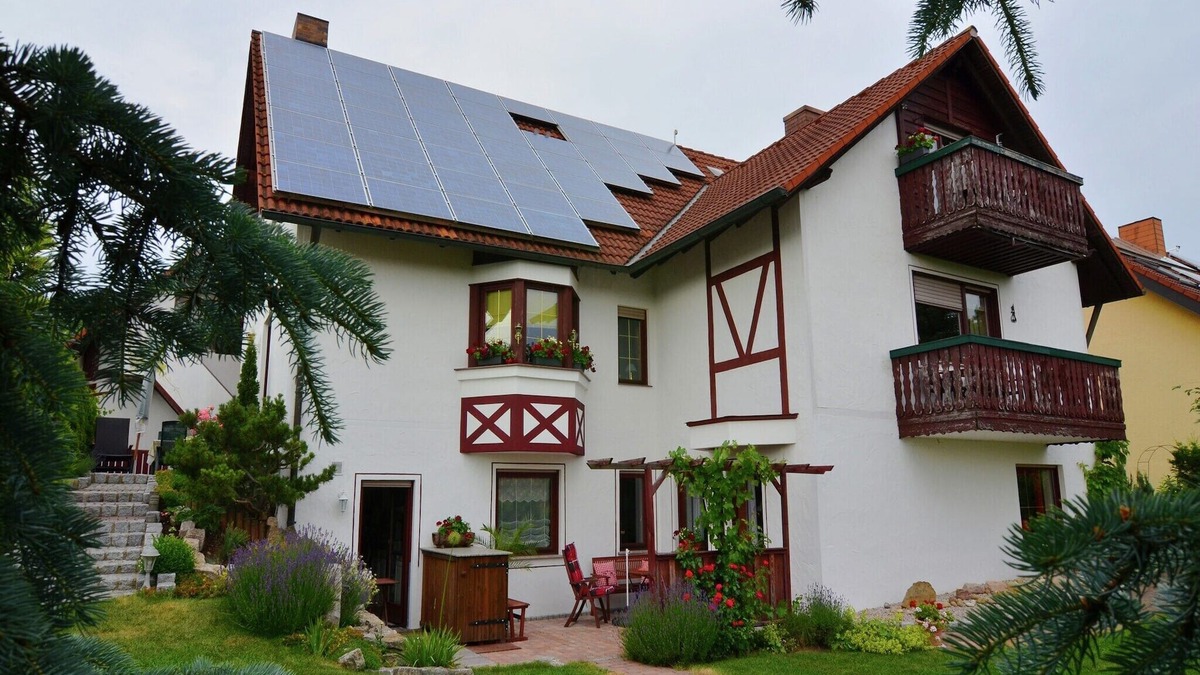 Zeil Villa | Ferienwohnung mit Garten in Zeil am Main