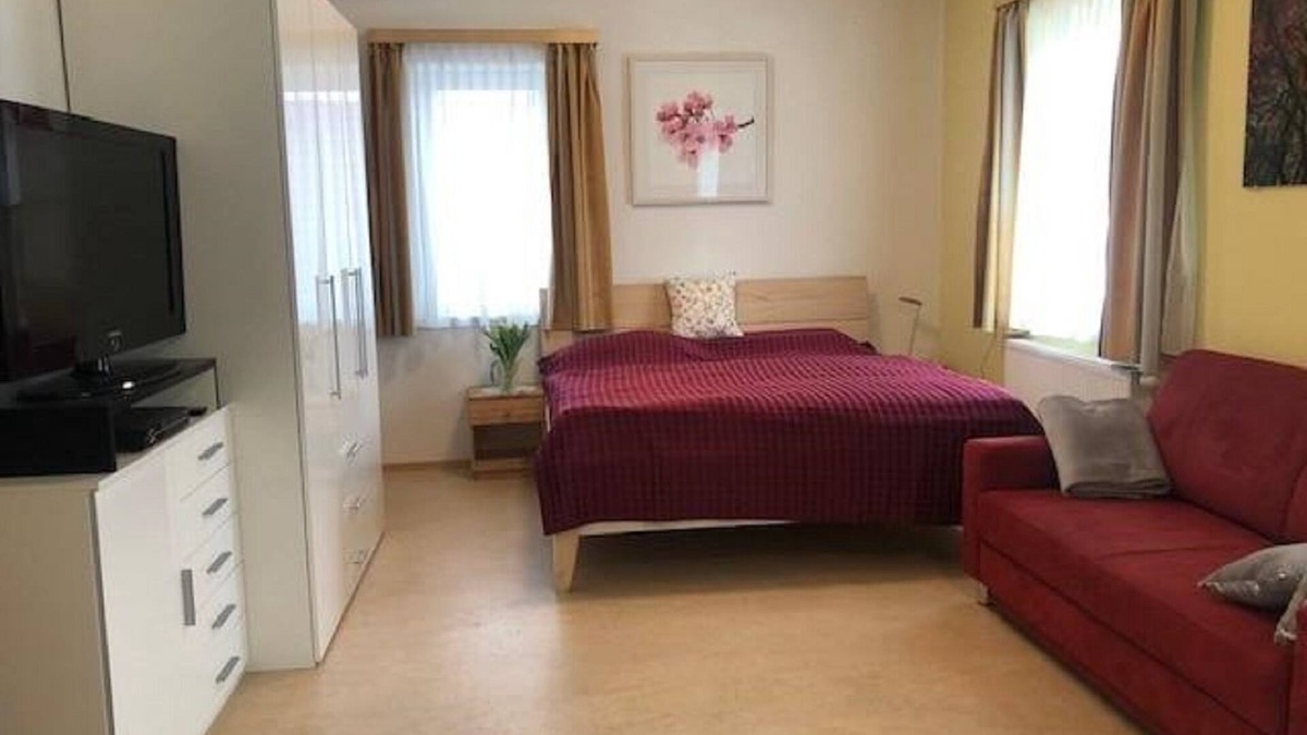Nohagen Apartment | Ferienwohnung mit Terrasse und Geräumigem Wohn-schlafraum